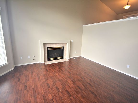 3rd image of 411 85th Dr SE