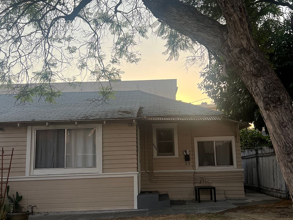 The unit on the ground level