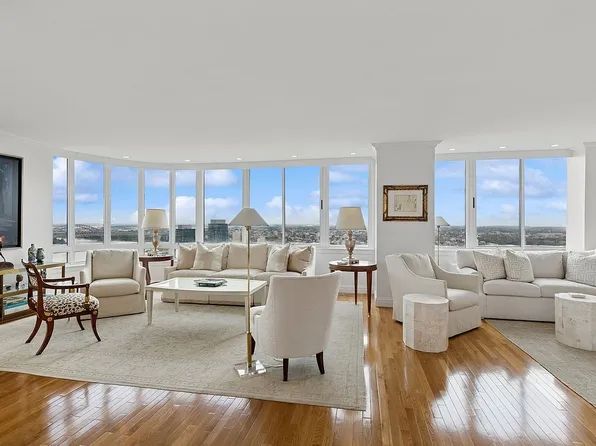 455 E 86th St APT 33A, New York, NY 10028