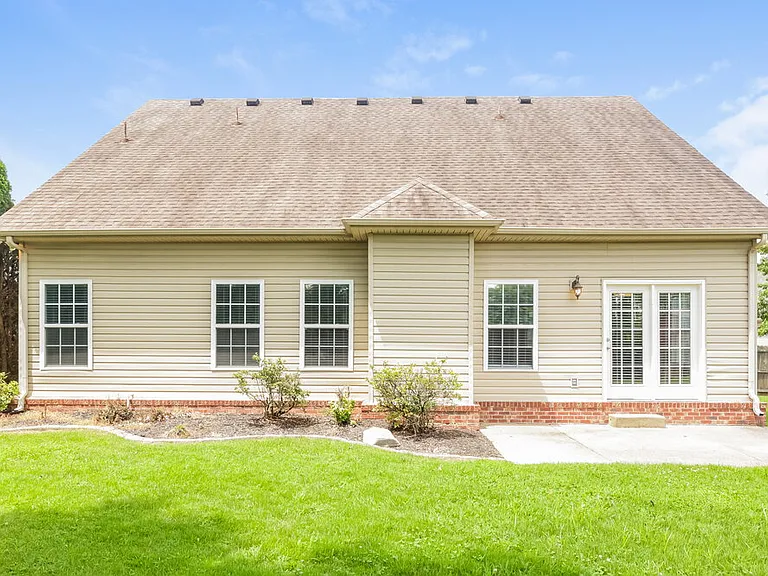 114 Nick Price Dr — Photo 17