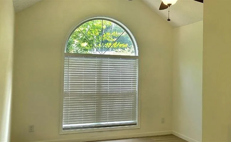 2280 Chelmsford Ct — Photo 20