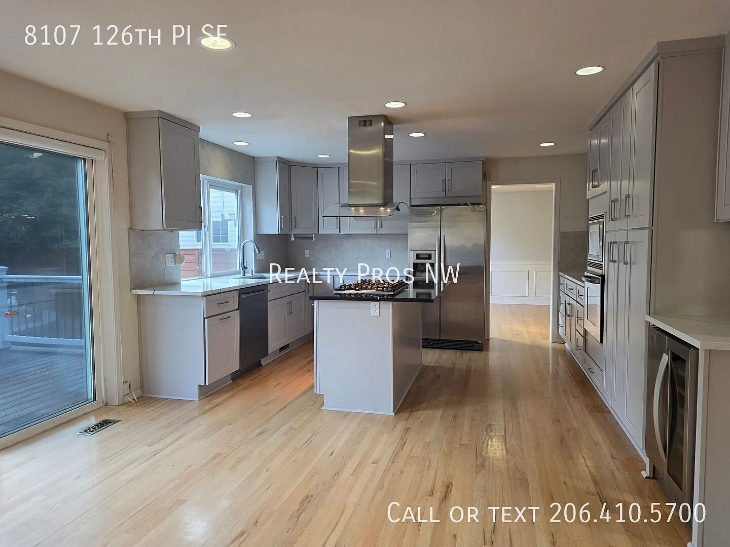 Olympus Lexington Home | 3 Bed, 2.5 Bath | Backs to Greenbelt — Photo 3
