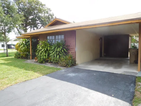 3686 W Citrus Trce, Davie, FL 33328