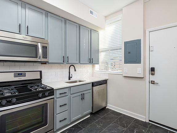 3rd image of 4262 Shaw Blvd #2B