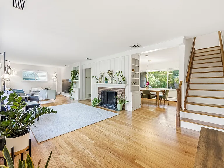 48 Jefferson Ave — Photo 5