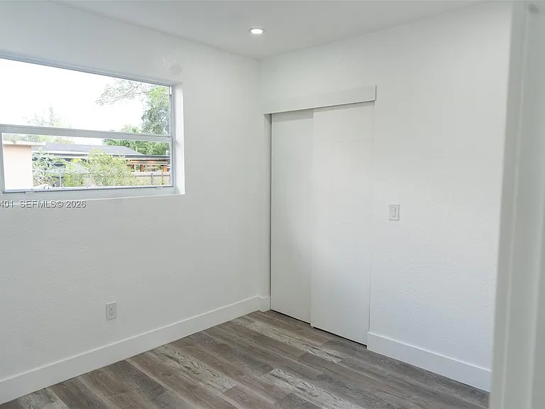 2600 NW 108th St — Photo 22