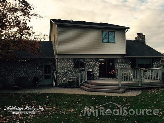 3rd image of 52510 Laurel Oak Ln