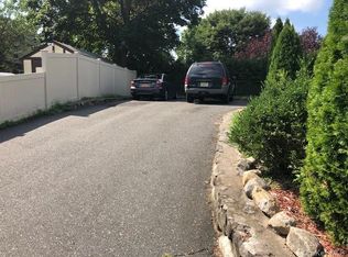 160 S Main St, Pearl River, NY 10965