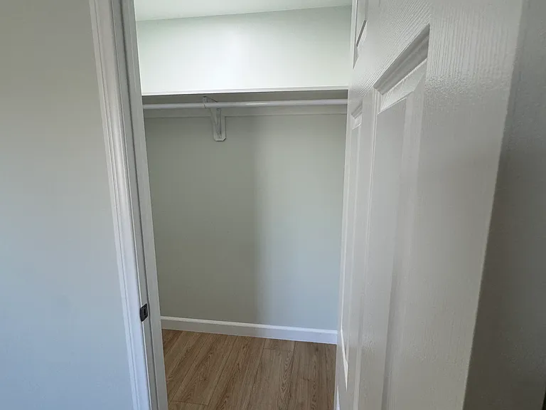 11313 Groveside Ave — Photo 14