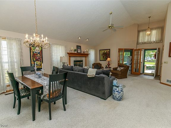 5th image of 21458 Woodview Cir