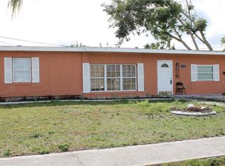 720 Floral Ln, Pt Charlotte, FL 33952