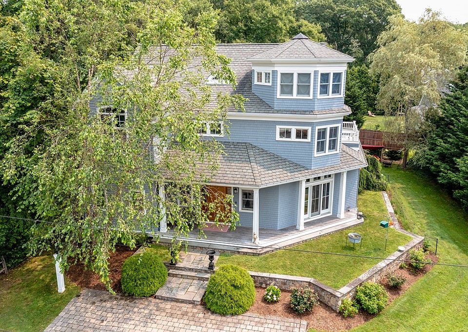 8 Atkinson Way, Mattapoisett, MA 02739 Zillow