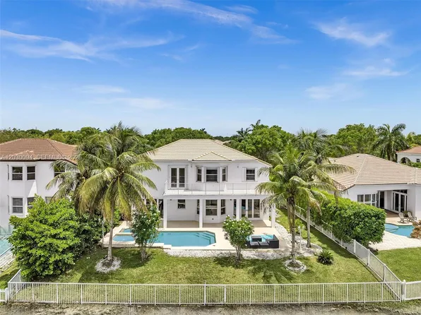 4971 SW 158th Ave, Hollywood, FL 33027