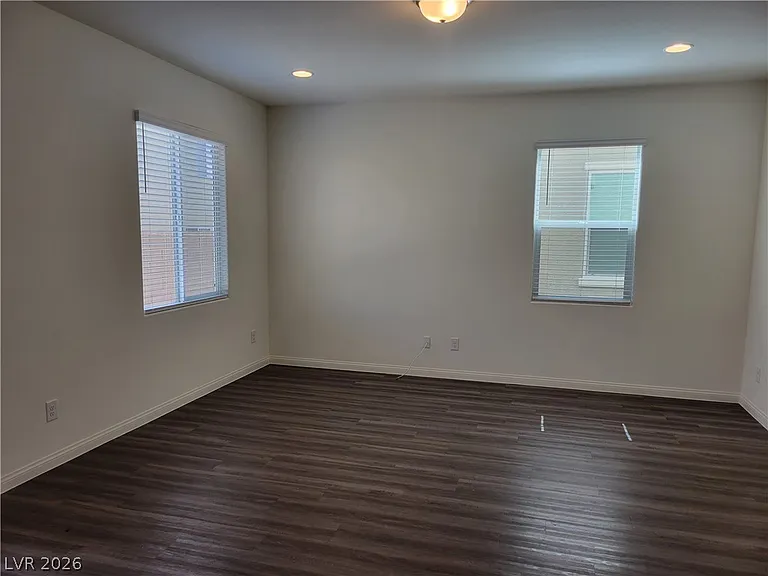 8062 Kings Guard St — Photo 6