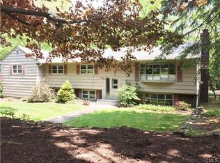 42 Poplar Dr, Shelton, CT 06484