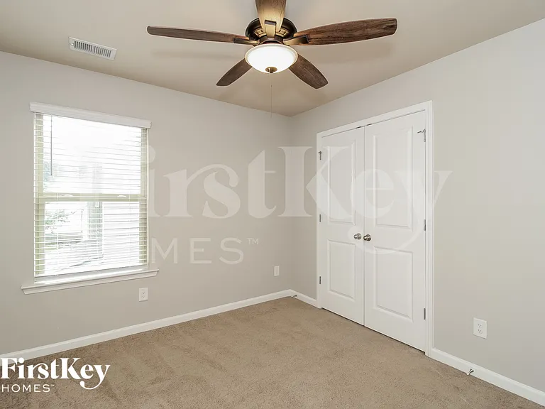153 Southwind Cir — Photo 10