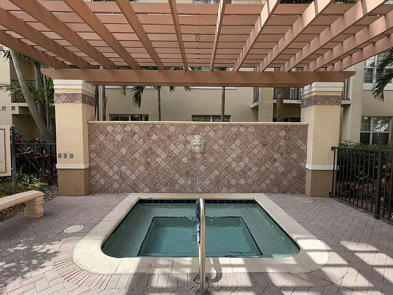 1801 N Flagler Dr #910 — Photo 26