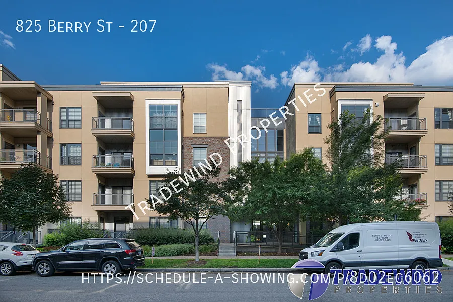 Fantastic 2 Bed 2 Bath Condo — Photo 1