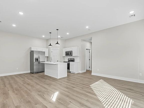 2nd image of 17006 W Lawson St