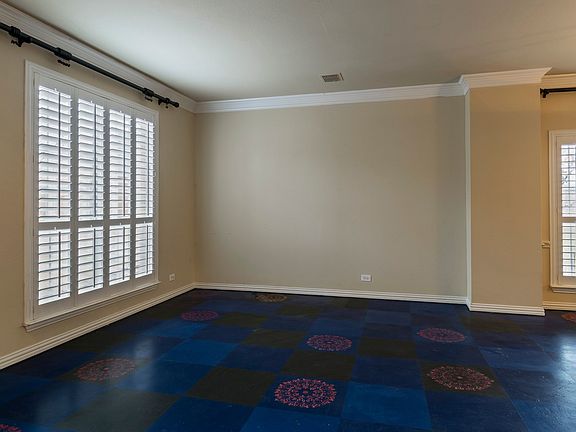 4th image of 609 Roanoke Dr