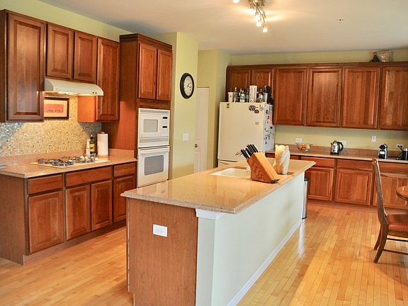5th image of 5802 River Birch Dr