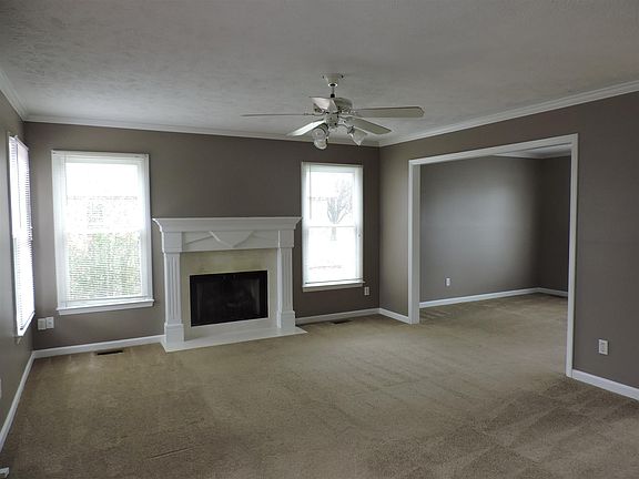 4th image of 1722 Kensington Dr