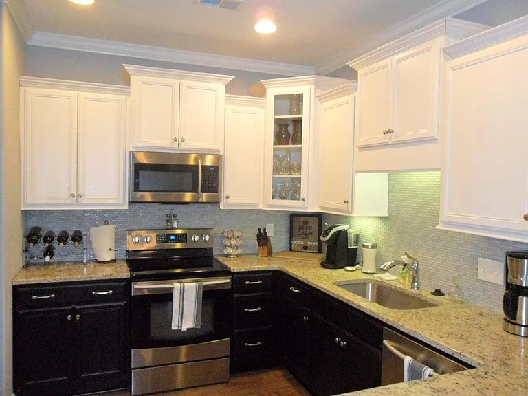 3306 Blue Sky Dr — Photo 5