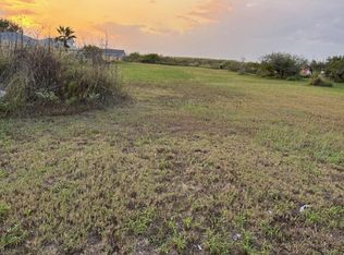 107 Jack Rabbit Rd, Rockport, TX 78382