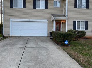 5503 Waterpoint Dr, Browns Summit, NC 27214
