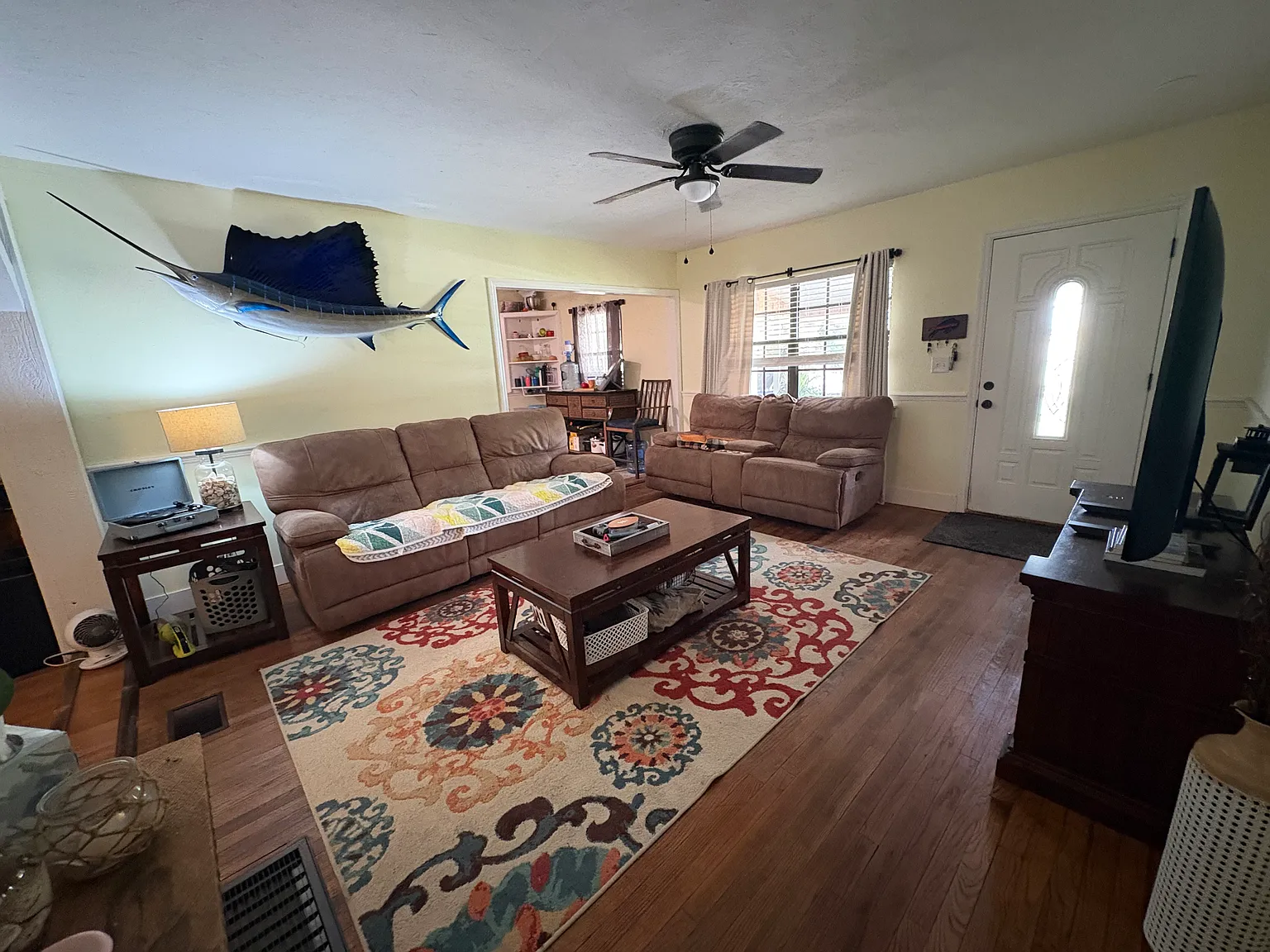 3 bed, 1435 sqft, $1,850 — Photo 2