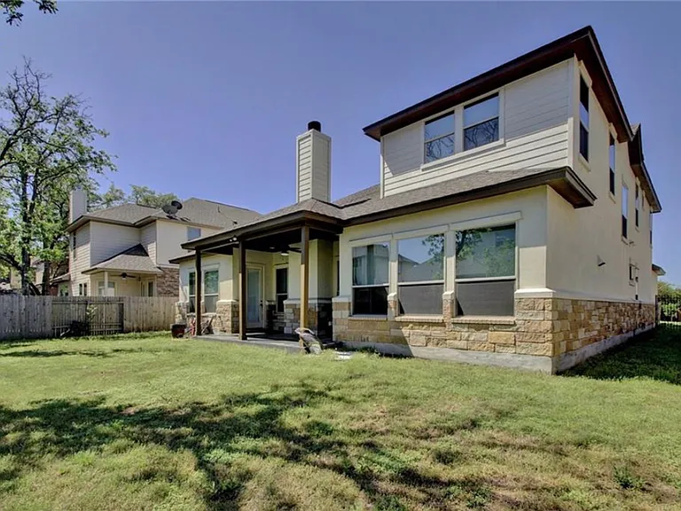 810 Wilson Ranch Pl — Photo 32