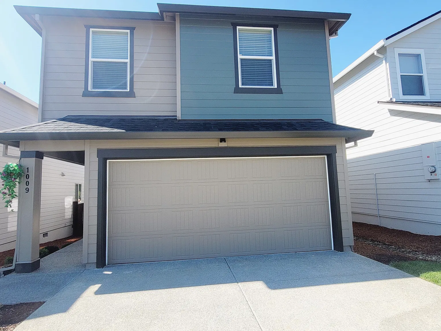 4 bed, 2.5 bath, 1929 sqft, $2,895 — Photo 4