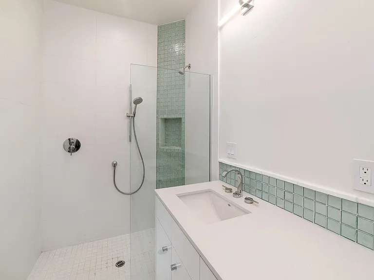 157 W Leucadia Blvd — Photo 33
