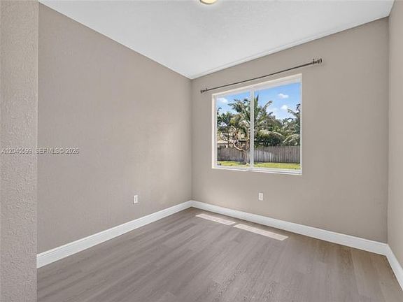 5th image of 20943 SW 133rd Ave