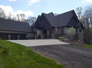 3467 W Buno Rd, Milford, MI 48380