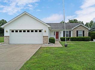 1027 Jones Ave, Newark, OH 43055