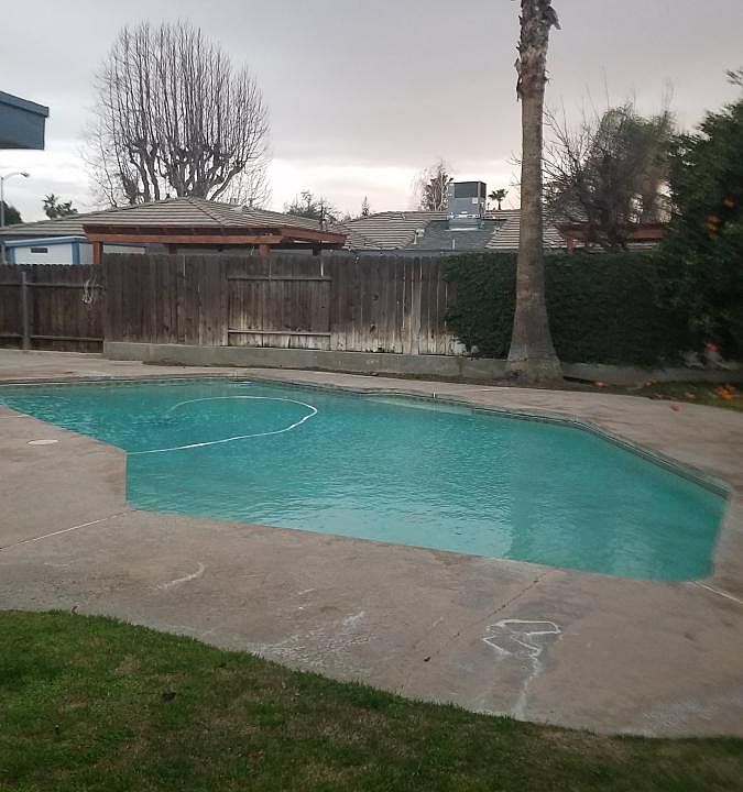 2nd image of 601 Partridge Ave