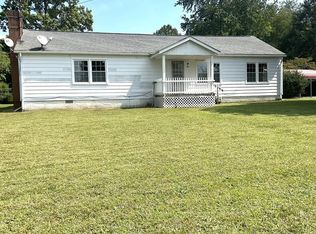 95 Dogwood Rd, Stuart, VA 24171