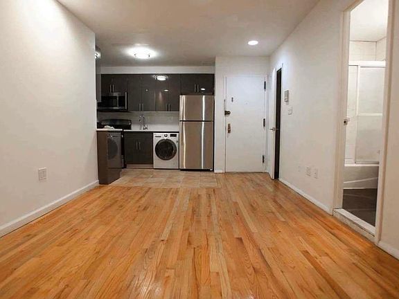 2nd image of 286 E 2nd St #3