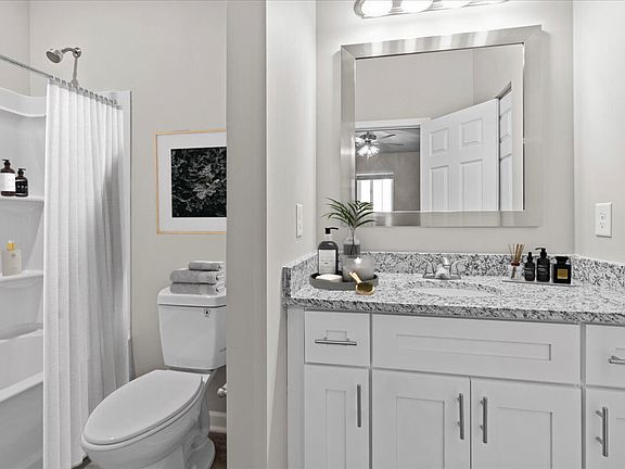 5th image of 1325 Riverside Pkwy #412