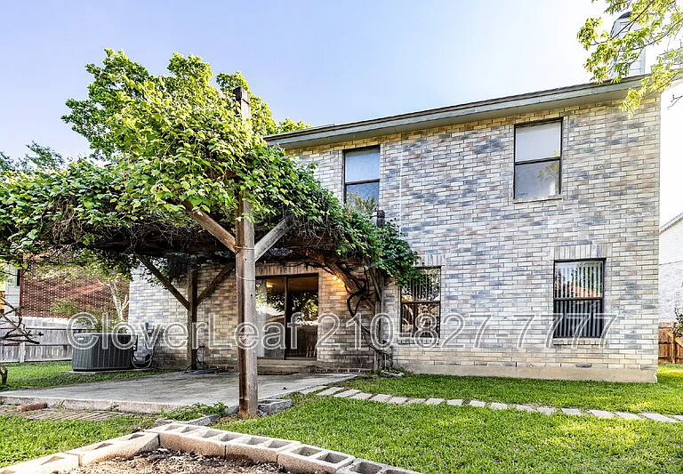7426 Rainfall Park — Photo 47
