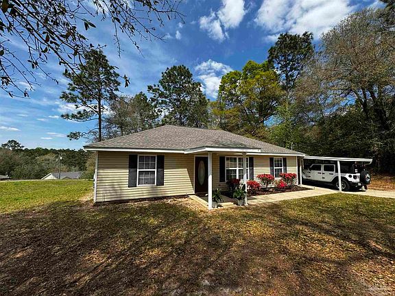 3rd image of 301 Panama Dr