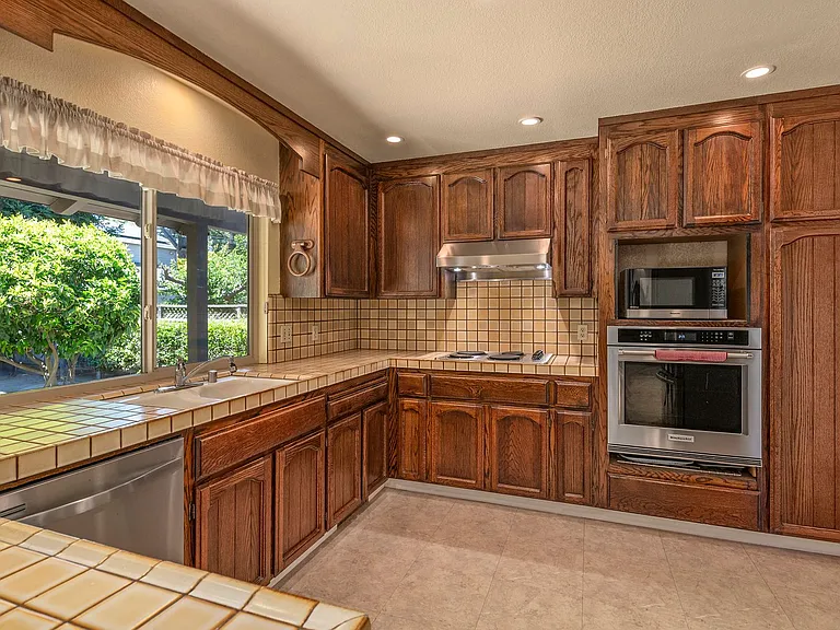 146 Mountain View Ave — Photo 9