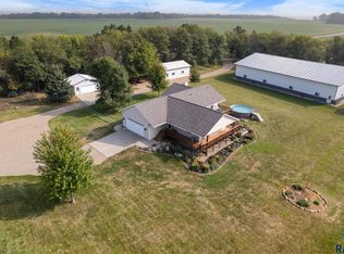48349 276th St, Canton, SD 57013