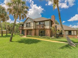 9203 S Indian River Dr, Fort Pierce, FL 34982