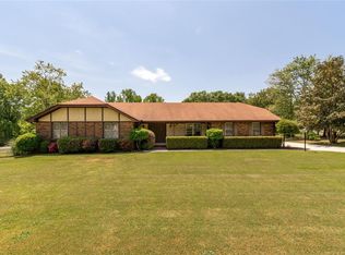 1142 Marifran Dr SW, Conyers, GA 30094