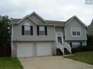 121 Bayfront Dr, Chapin, SC 29036