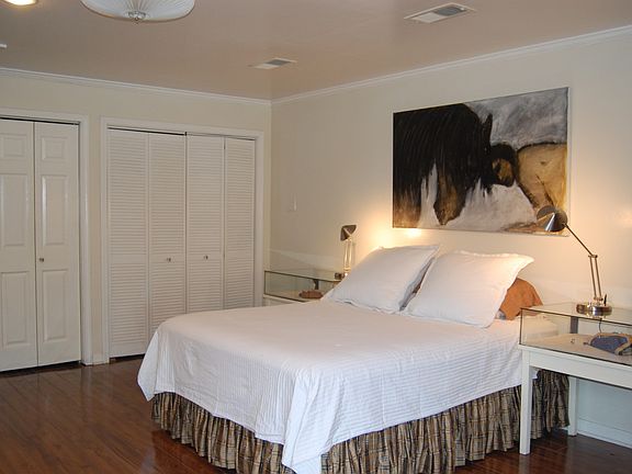 4th image of 1510 Camp St #474833
