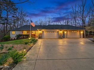 110 Bradford Ln, Fairfield Glade, TN 38558