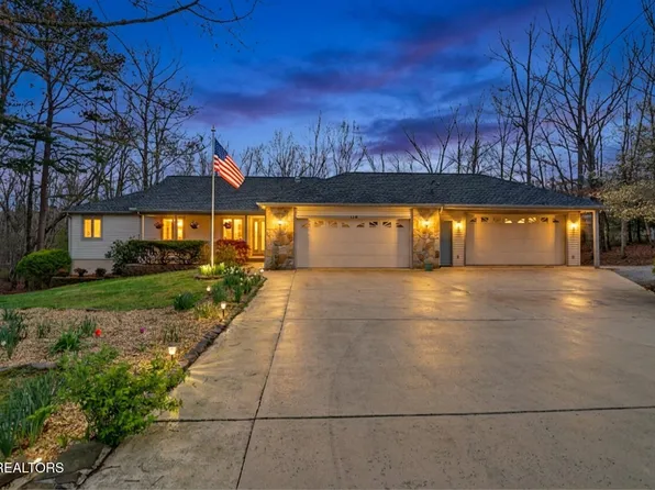 110 Bradford Ln, Fairfield Glade, TN 38558